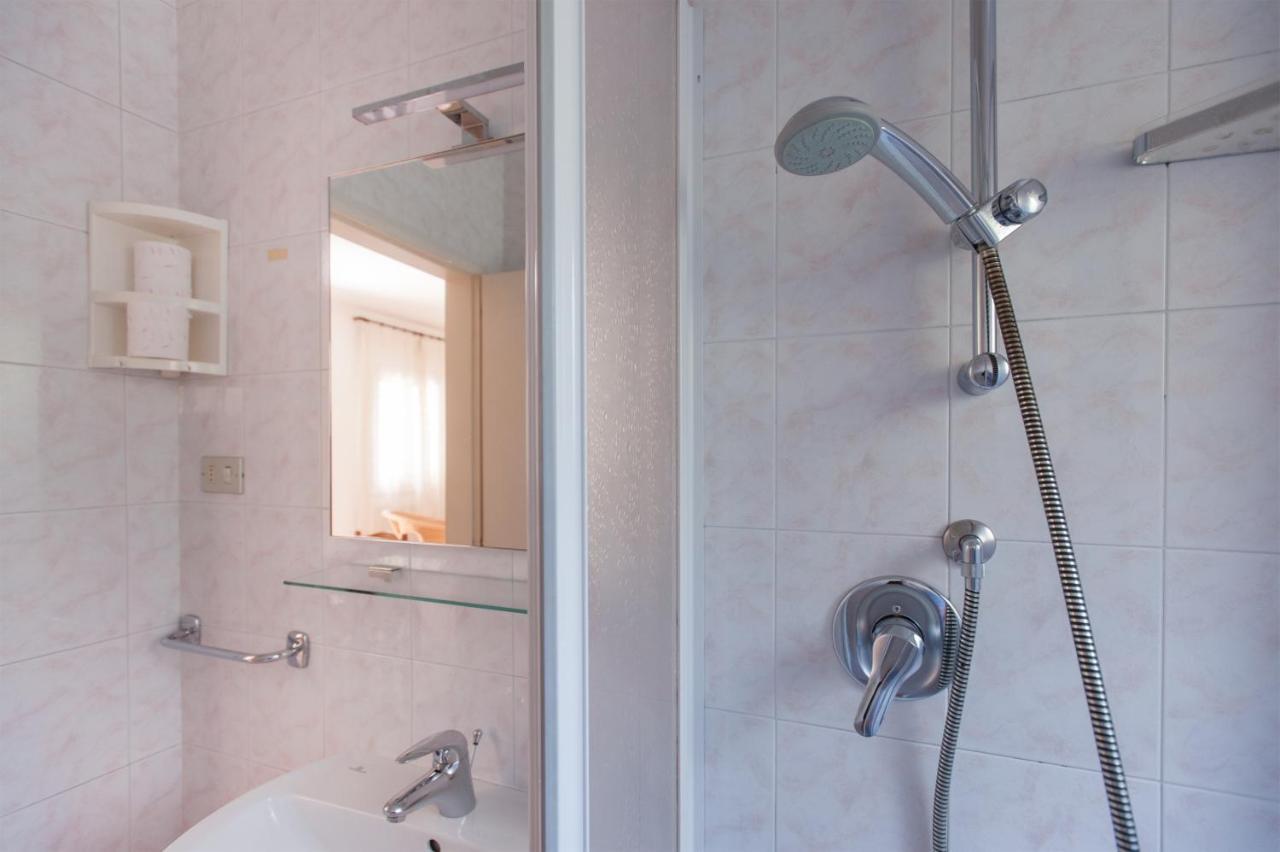 Casa Doppia Appartement Torbole Sul Garda Buitenkant foto
